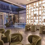 Royal Atlantis Icon Hotel