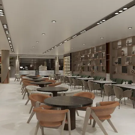 Royal Atlantis Icon Hotel Side