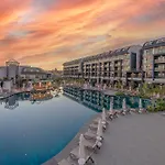 Royal Atlantis Icon Otel 5*